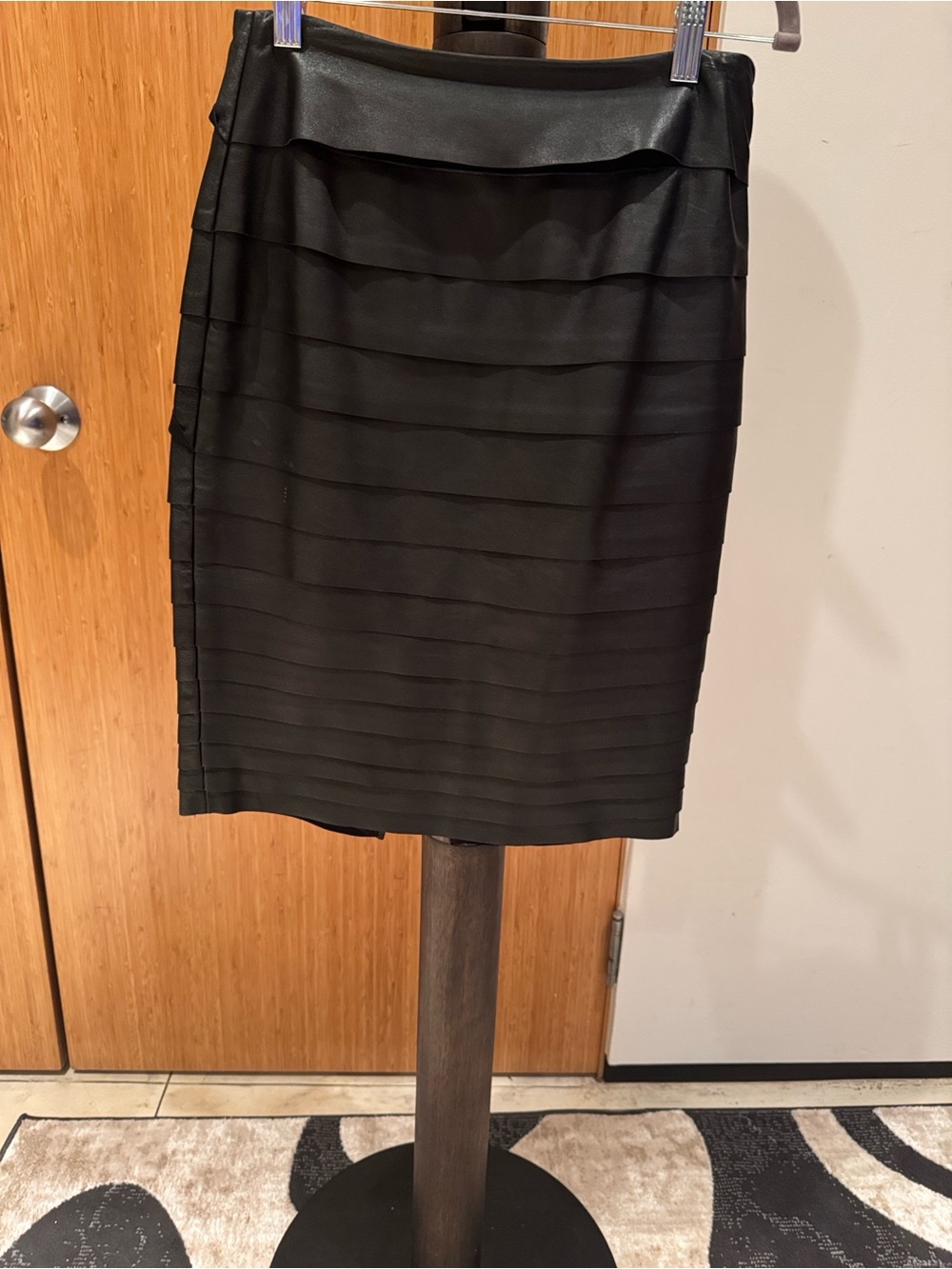 White House Black Market Layered Tiered Black Skirt 00